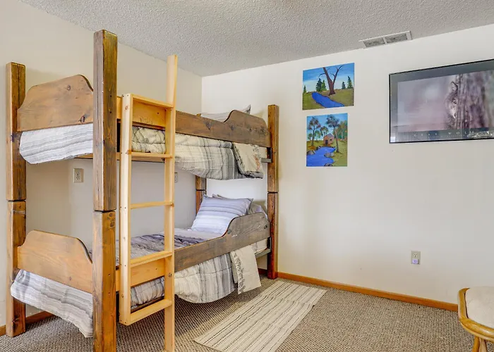 Hébergement de vacances Charming Home: Hunt, Hike & Fish! *
